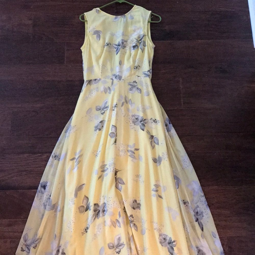 Yellow dress